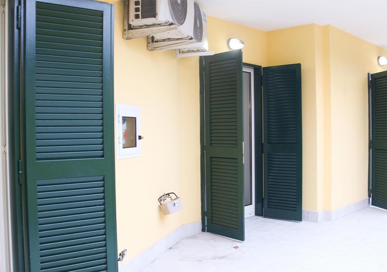 Appartamento Ospedale Del Mare - Wi-Fi Gratis E Parcheggio Gratuito Napoli Esterno foto